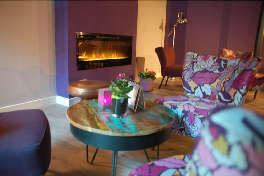 A-Hotel Oosterhout ออสเตอร์เฮาท์ ภายนอก รูปภาพ