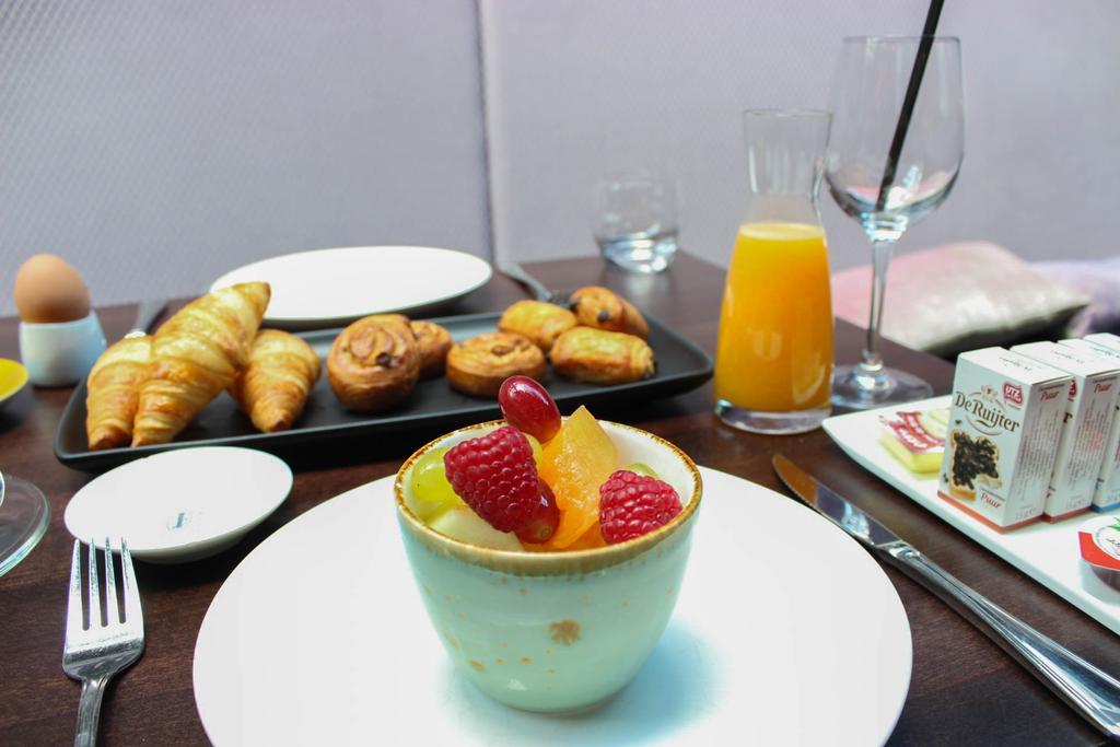 A-Hotel Oosterhout ออสเตอร์เฮาท์ ภายนอก รูปภาพ