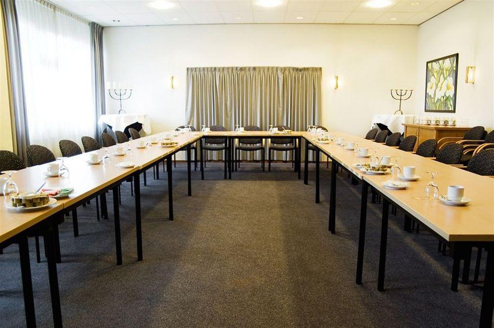 A-Hotel Oosterhout ออสเตอร์เฮาท์ ภายนอก รูปภาพ