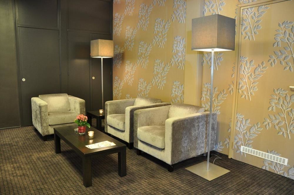 A-Hotel Oosterhout ออสเตอร์เฮาท์ ภายนอก รูปภาพ