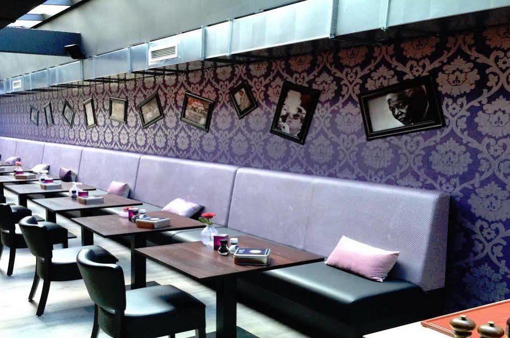 A-Hotel Oosterhout ออสเตอร์เฮาท์ ภายนอก รูปภาพ