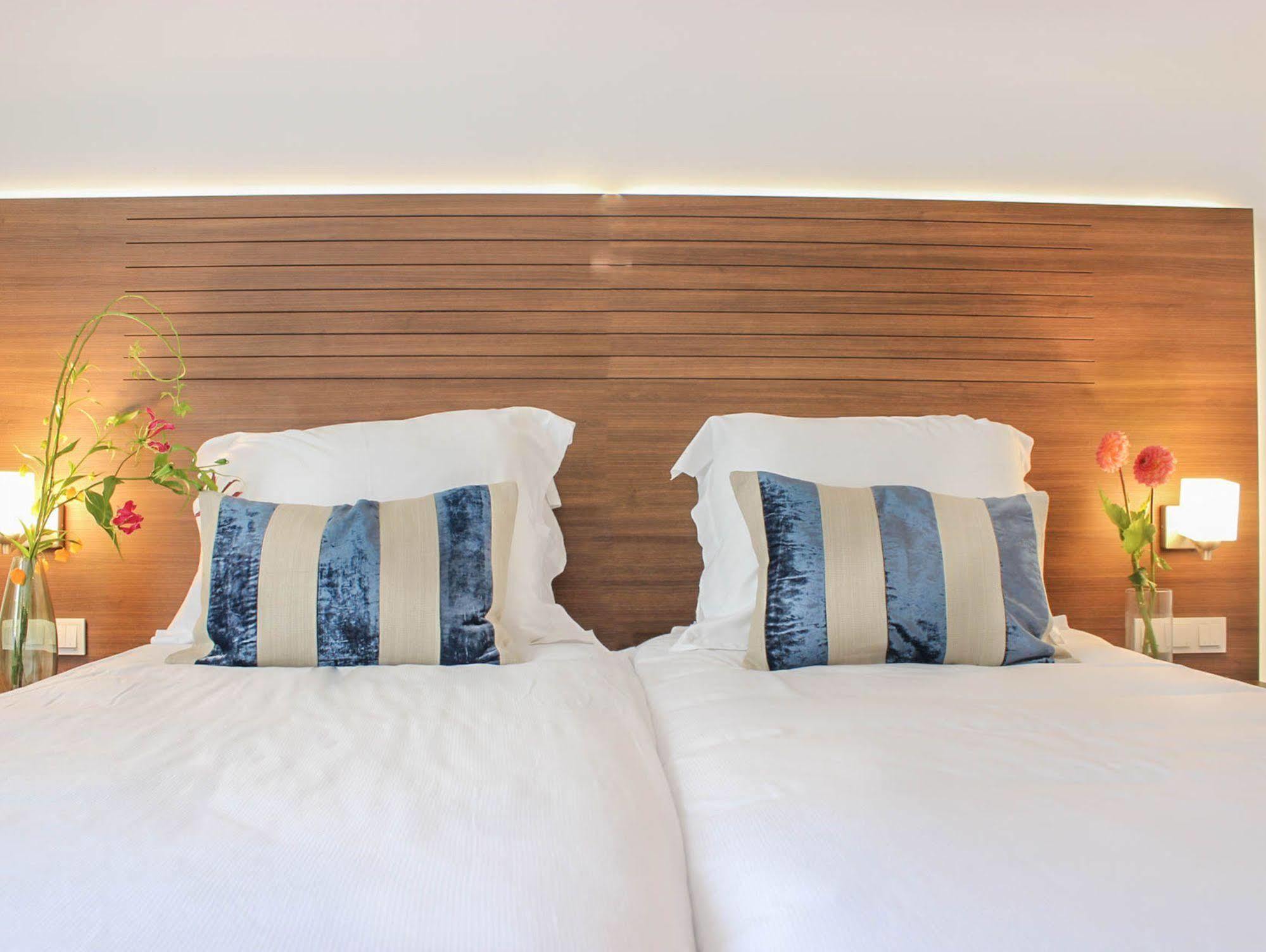 A-Hotel Oosterhout ออสเตอร์เฮาท์ ภายนอก รูปภาพ